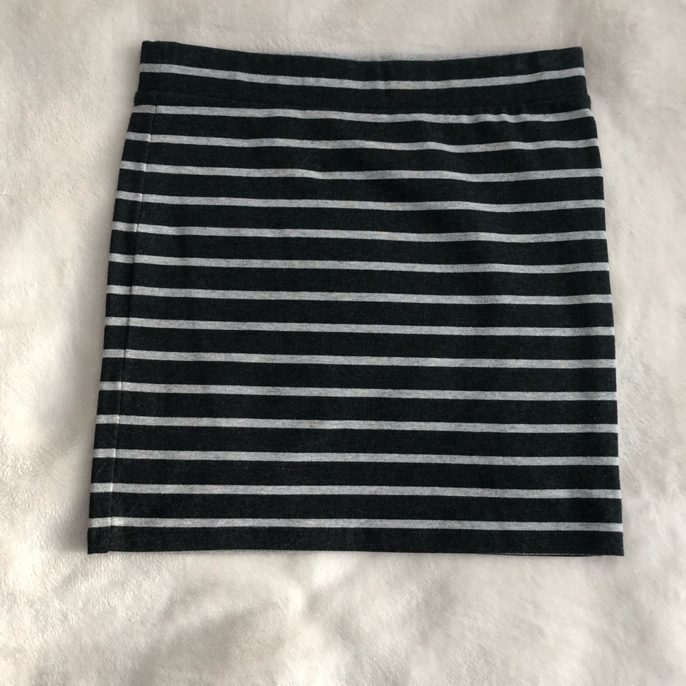 F21 skirts - Picture 5 of 5
